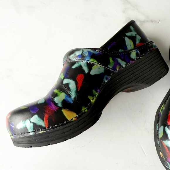 Dansko Womens LT Pro Size 7.5 Plume Feather Patent Professional Clogs - Picture 3 of 6